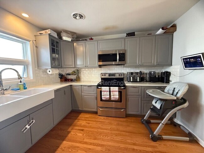 Photo - 558 Mallard Ln