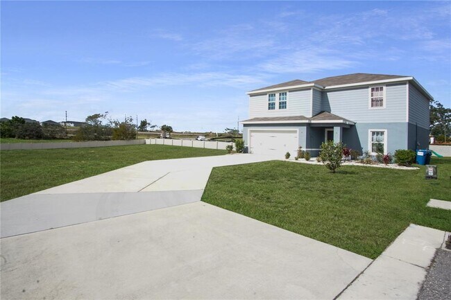 Photo - 181 Silver Maple Bend