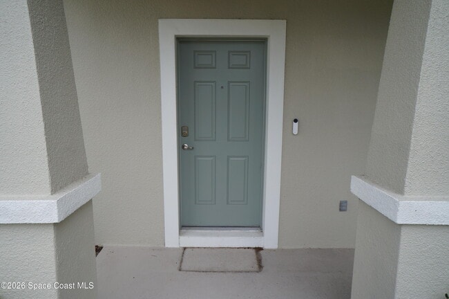 Photo - 153 Oakcrest Ave NE