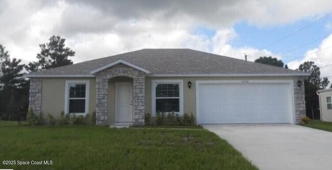 Building Photo - 1650 Wyoming Dr SE Rental