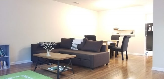 Convenient and Affordable N.Bethesda Condo - Convenient and Affordable N.Bethesda Condo
