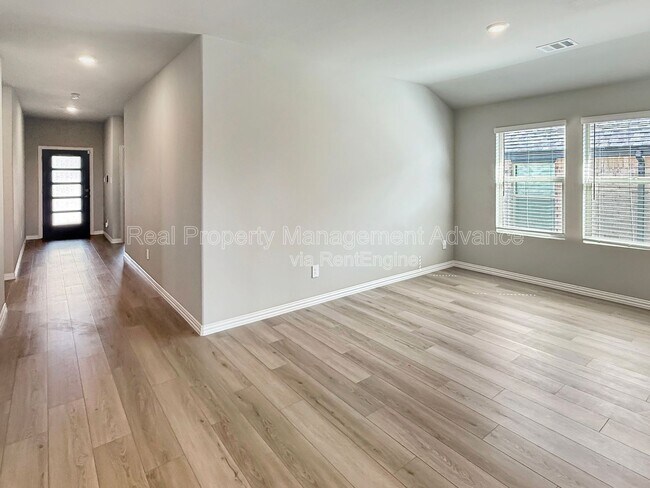 Photo - 615 Tribble Dr