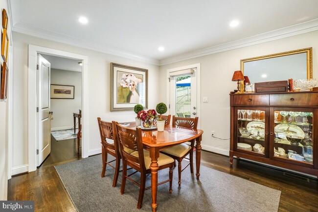 Photo - 8706 Sundale Dr