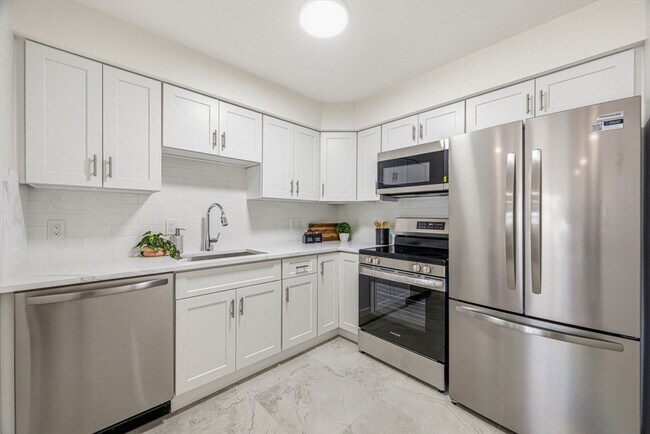 Photo - 595 Revere Beach Pkwy Unit 40