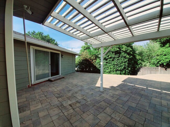 Photo - Hillsborough home with Bay views