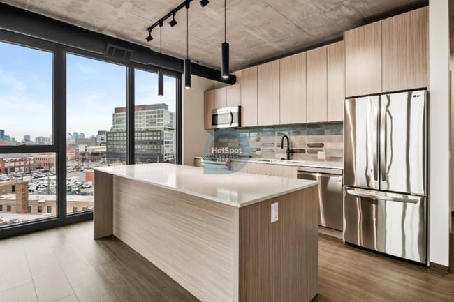 Photo - 1440 W Randolph St Apartment