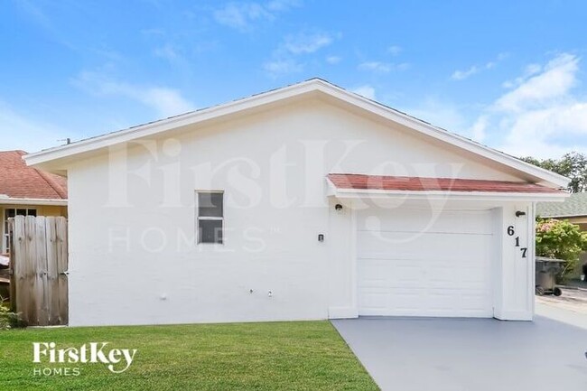 Building Photo - 617 S A St Rental