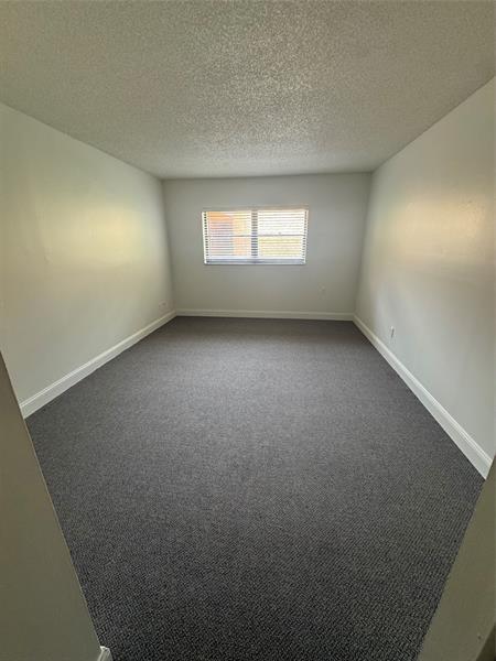 Photo - 8901 N New River Canal Rd Unidad 18