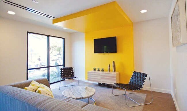 Photo - 6805 Wood Hollow Dr Unidad 2-142C