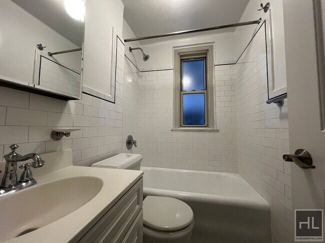 Photo - EAST 10 STREET Unit 4C