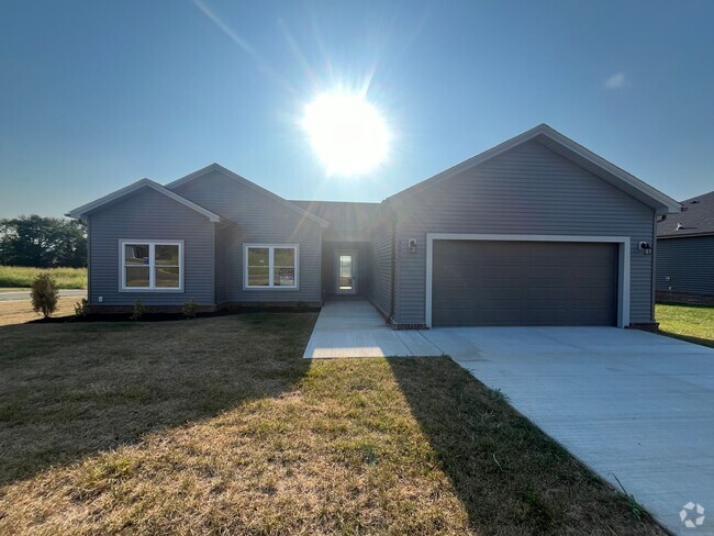 Building Photo - Three bedroom new construction home close ...