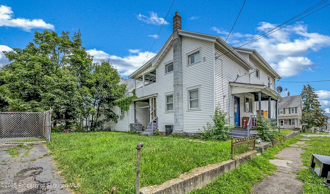 301 N Bromley Ave