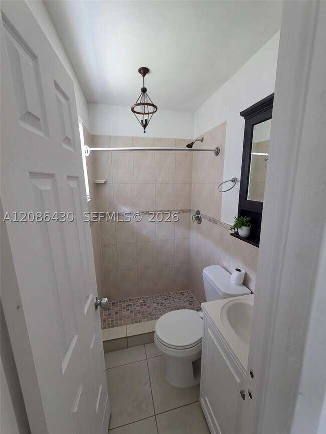 Photo - 5731 Flagler St Unit 3