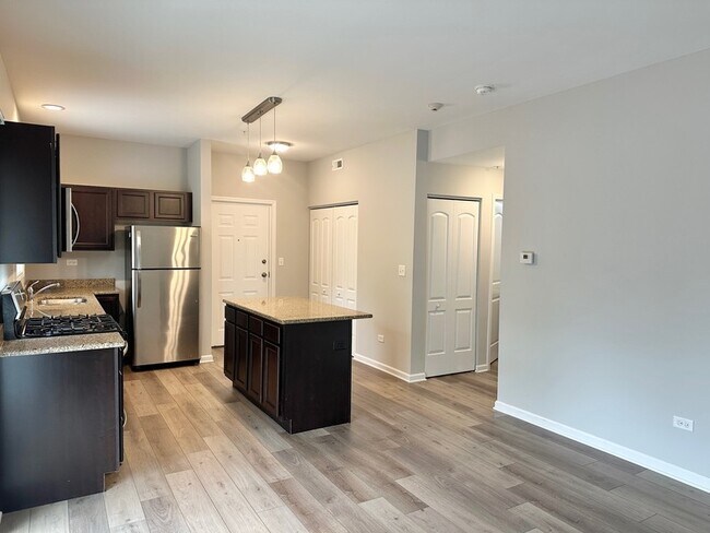 Photo - 811 E Main St Unit 1E