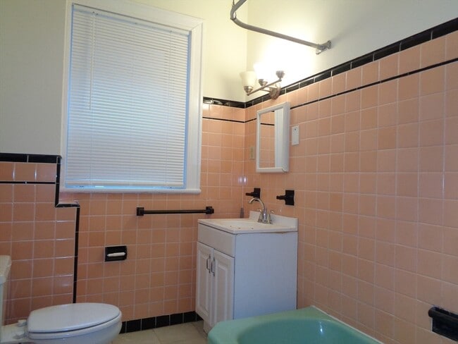 Photo - 6 Beals St Unidad 2