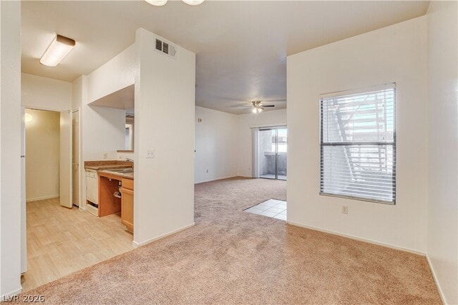 Photo - 45 Maleena Mesa St Unit 113