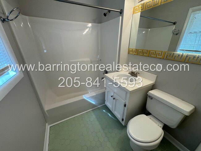 Photo - 1608 4th Pl NW