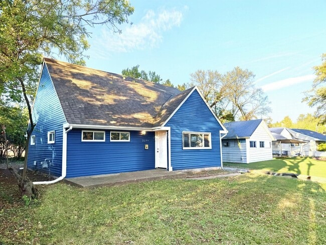 Photo - 2294 Minnesota Ave