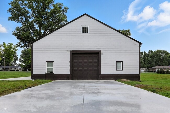 Photo - 311 Jordan Rd