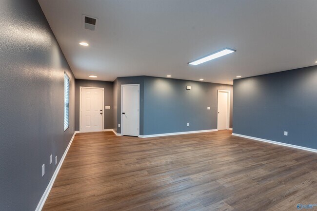 Photo - 2401 Bell Manor Dr SW