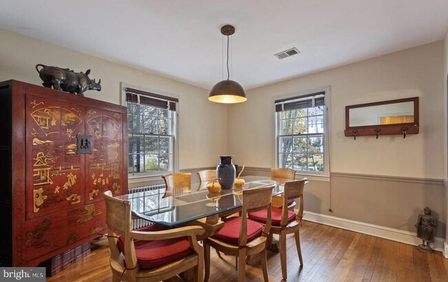 Photo - 903 Jackson Ave
