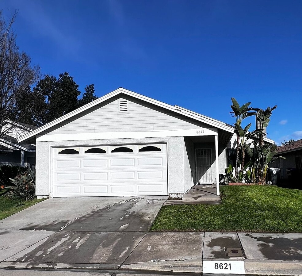 Photo - 8621 Andover Pl