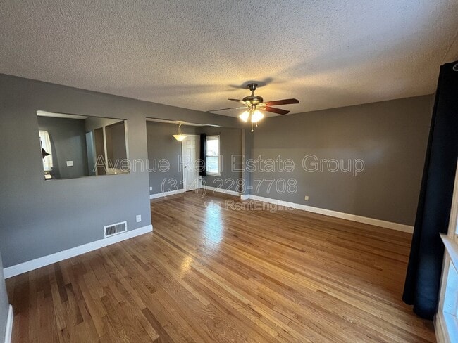 Photo - 1160 Mullanphy Ln