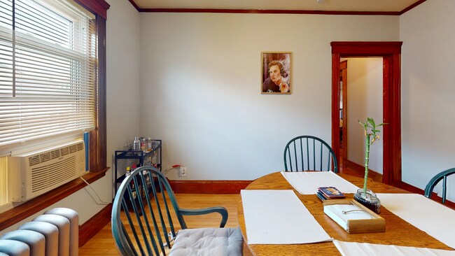 Photo - 60-62 Pinkert St. #60