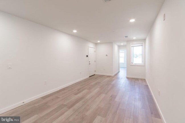 Photo - 3102 N Broad St