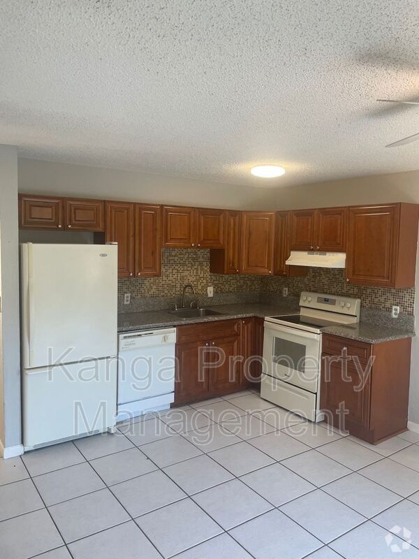 Building Photo - 3513 Coral Springs Dr Rental