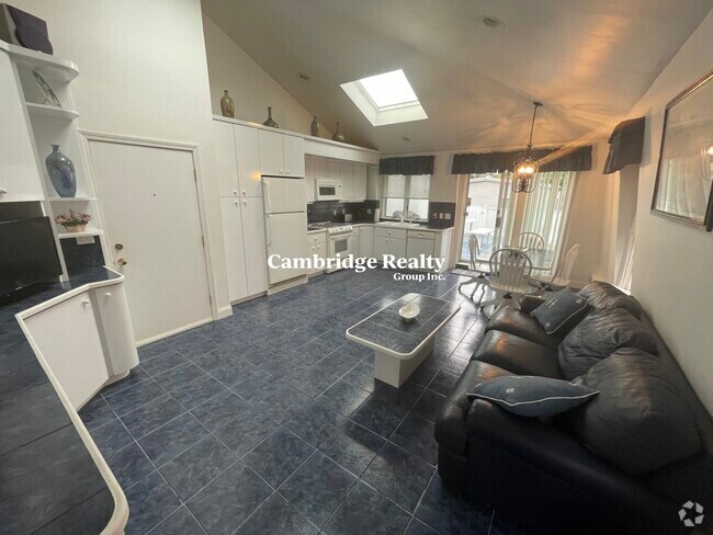 Building Photo - 79 Harvey St Unit 3A Rental