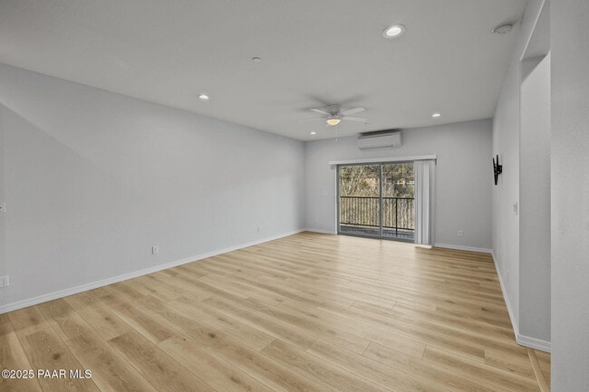 Photo - 1257 White Spar Rd Unit D16