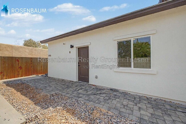 Photo - 2956 N Richey Blvd Unit 1