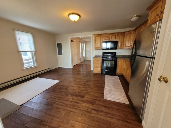 Photo - 984 W Main St Unit 3