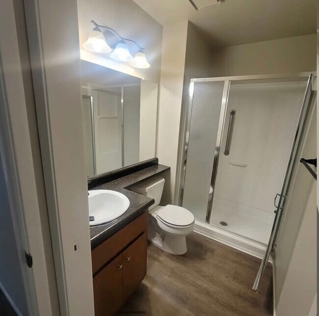 2 Br Bath 2