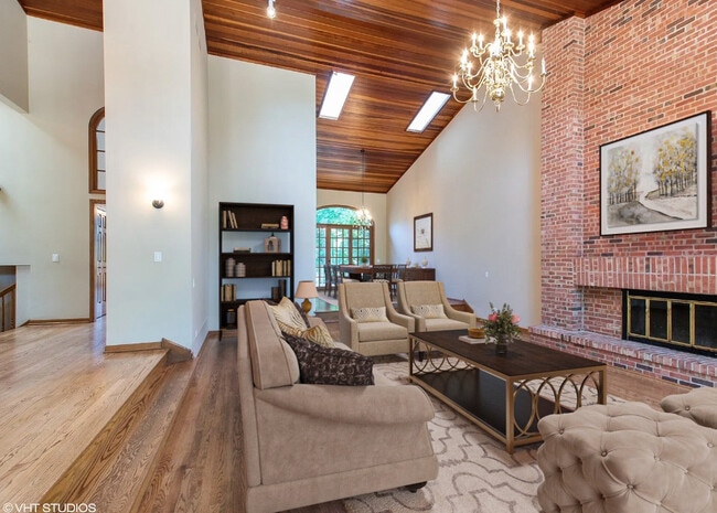 Photo - 1551 Edgewood Rd