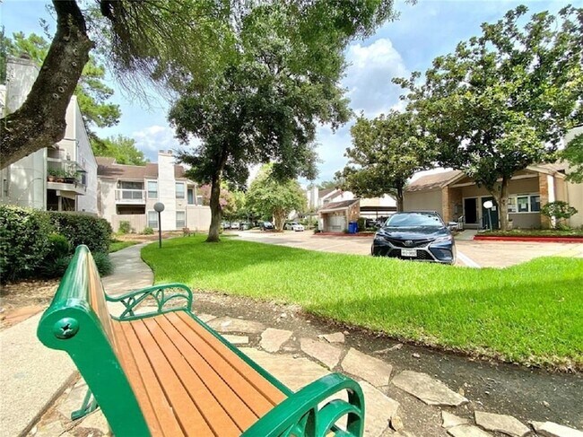 Photo - 7950 N Stadium Dr Unidad 241