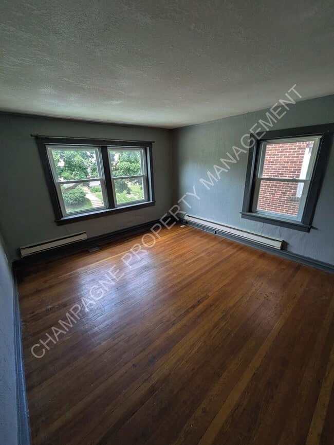 Photo - 1123-1125 W 40th St. Unit 2E