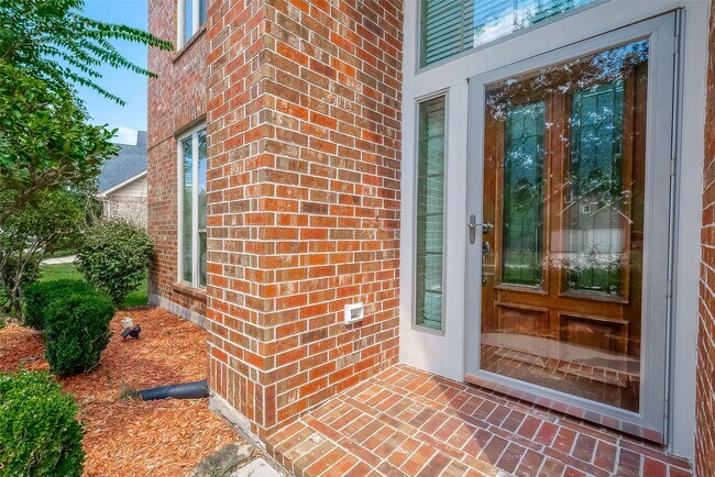 Photo - 16010 Juniper Shores Dr