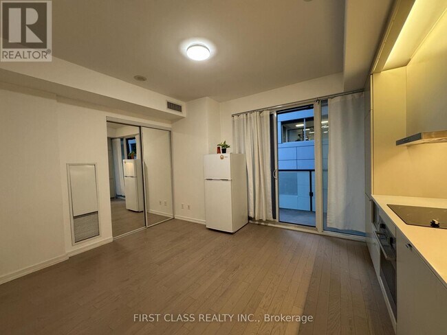 Photo - 101 Peter St Unité 617