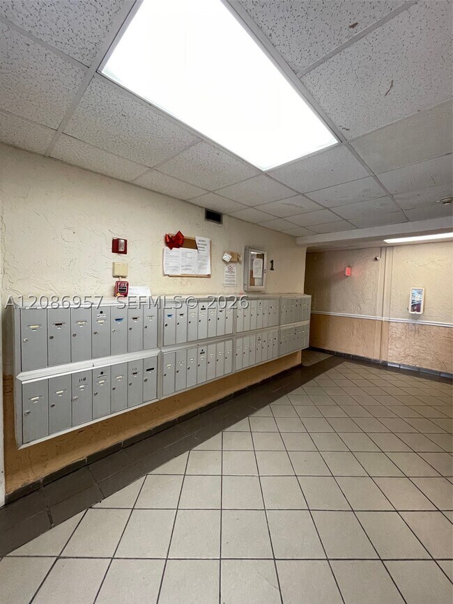 5625 W 20th Ave Unit 215