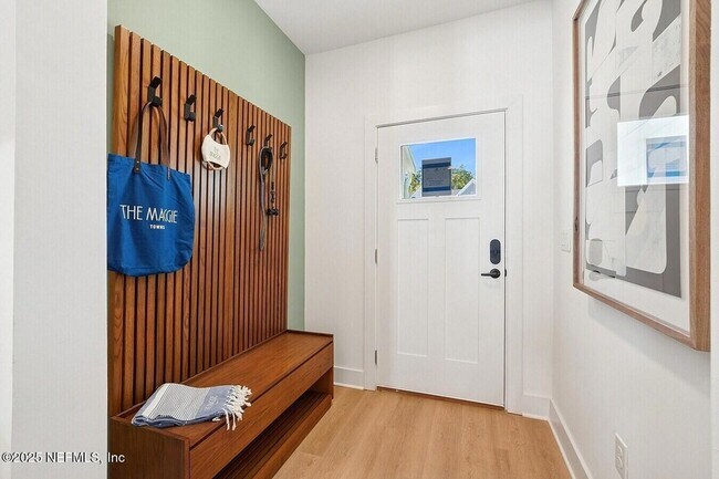 Photo - 3730 Dupont Ave