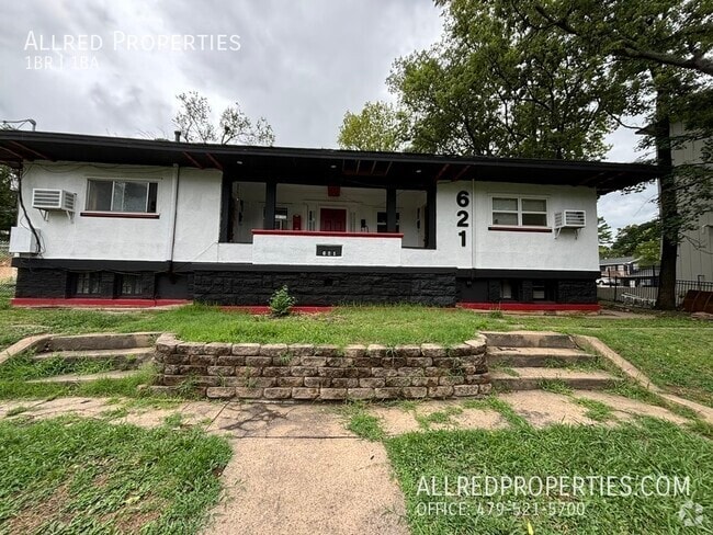 Building Photo - 621 N Leverett-3 Unit 3 Rental
