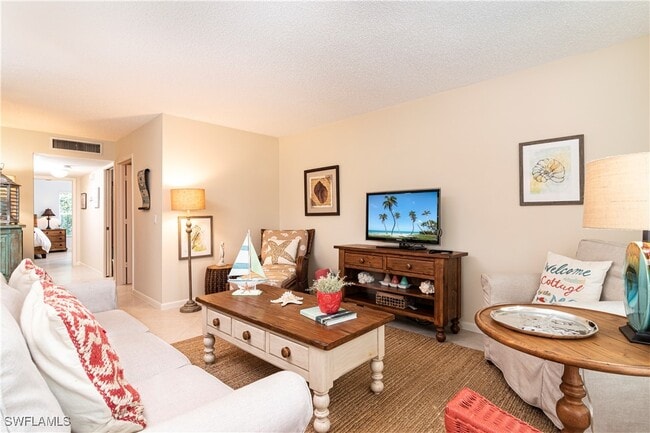 Photo - 284 4th St S Unidad 103