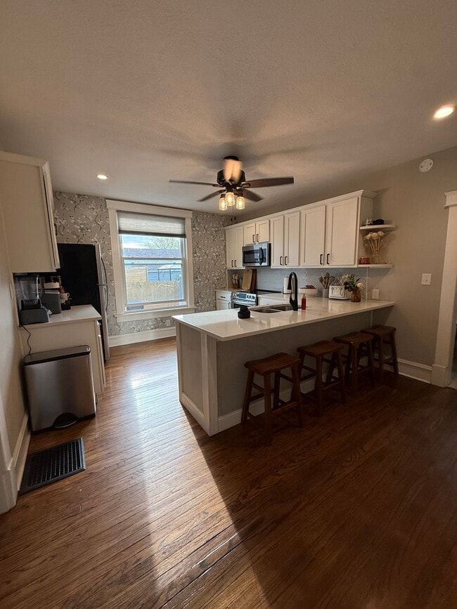 Photo - 4 Bedroom, Two Story House