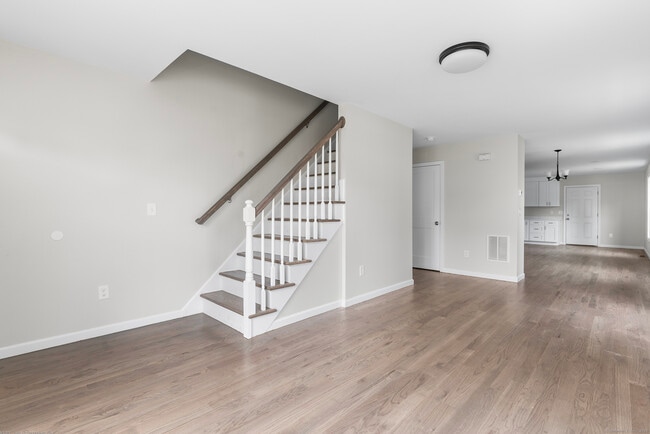 Photo - 196 Wilmot Ave