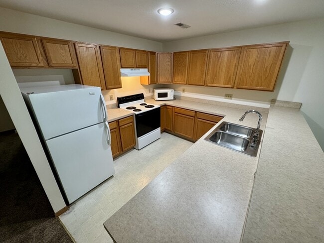 Photo - 426 Oakwood Ave