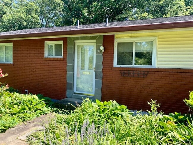 Photo - Light filled 2 BR plus 2 rooms, 2 FB including one in finished basement. Great location