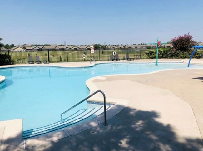 Photo - Welcome to your new 3 bedroom, 2 bath home in this wonderful Lake Valley community!