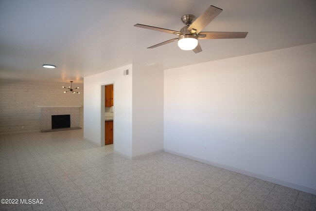 Photo - 2743 N Park Ave